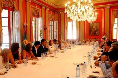 Vidal reuni� a sus diputados, habl� de la campa�a y le preguntaron sobre eliminar las PASO