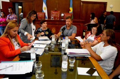 Magnoler no dio respuestas clave y le reprocharon la falta de controles