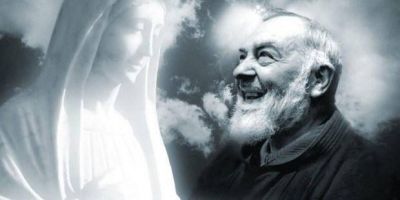 Esta es la oraci�n que Padre P�o rezaba a la Virgen Mar�a