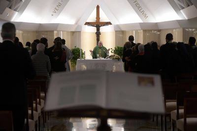 Santa Marta: Conversi�n, �abrir el coraz�n a fin de que entre la Palabra de Dios�