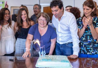 Abad festej� el cumplea�os de Mar del Plata en el Materno Infantil
