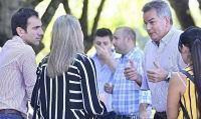 Gay confirm� que Vidal ir� por la reelecci�n acompa�ada por un radical