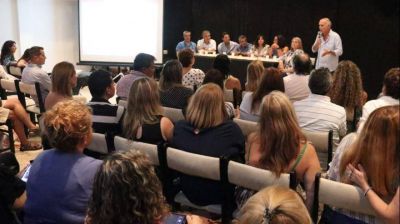 Grindetti abri� la Mesa Distrital de Educaci�n