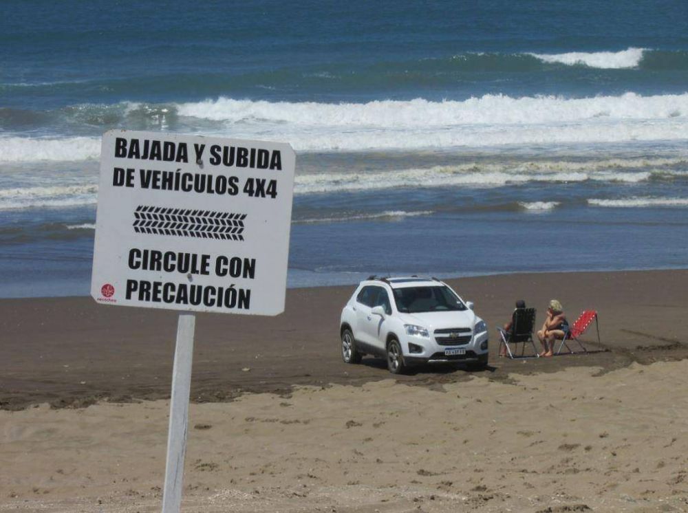 Vecinos presentaron un proyecto de ordenanza que busca prohibir la bajada de veh�culos a la playa