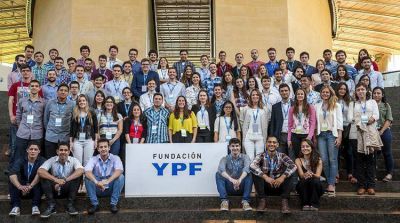 YPF lanza el primer curso de formaci�n digital en castellano a nivel mundial