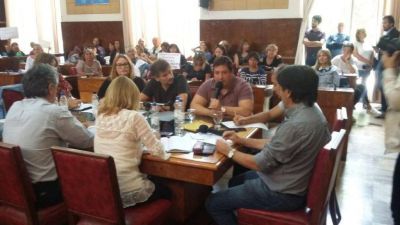 Mourelle volvi� a ser el centro de todas las cr�ticas en el Concejo Deliberante