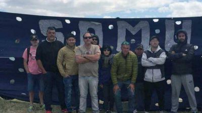 Trabajadores portuarios reclaman por sus salarios �licuados�