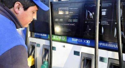 Se estira la brecha entre la nafta s�per y la Premium y se profundiza la migraci�n de clientes