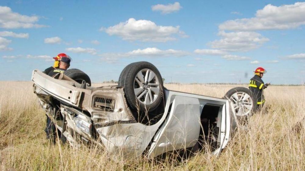 El intendente de Gonzles Chves sufri un accidente en la ruta provincial 75