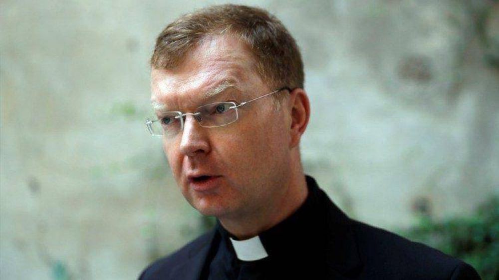 El Padre Zollner presenta el Encuentro sobre la Protecci�n de Menores