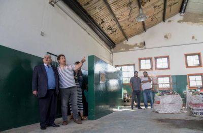 Contin�an los trabajos de refacci�n en la Escuela Secundaria 58