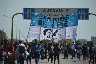 Presentan un proyecto para sacarles los planes sociales a los �piqueteros�