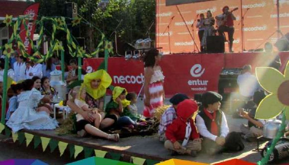 Se viene la 43 Fiesta Provincial del Girasol en Ramn Santamarina 