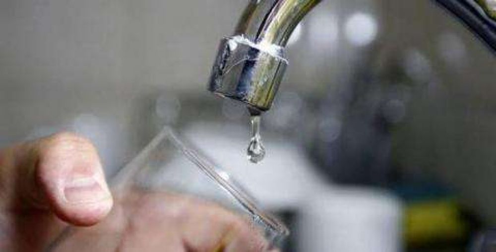 Siguen los reclamos por falta de agua en varios sectores de la ciudad