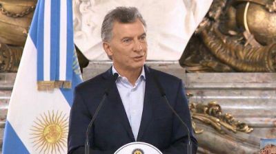 Macri, enojado con el bullying propio, pide cambio de agenda