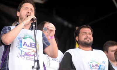 Efecto docentes: judiciales tambi�n le exigen a Vidal la cl�usula gatillo