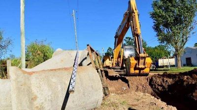 Villa Zorraquin: avanzan las obras de desag�es pluviales y cord�n cuneta