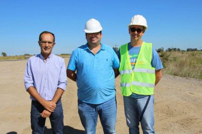 Bol�var sigue invirtiendo en obras h�dricas