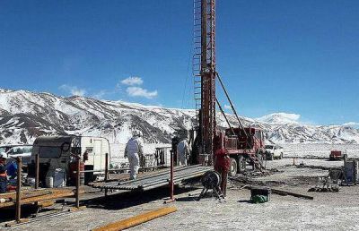 Arriba la planta piloto de carbonato de litio para explotar proyecto en Catamarca