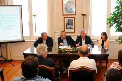 El municipio consolida el Plan de modernizaci�n y de gobierno abierto con nuevas acciones