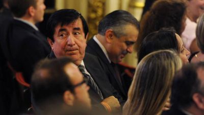 El macrismo dice que si Cristina gana, armar� milicias populares y Argentina ser� como Venezuela