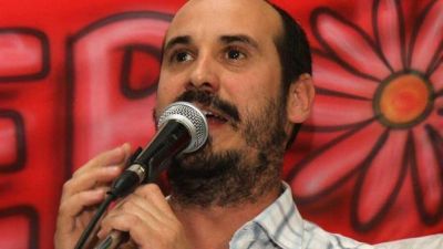 Gast�n Crespo: �Pedimos que hagan un estudio de potabilidad del agua de la ciudad de La Plata�