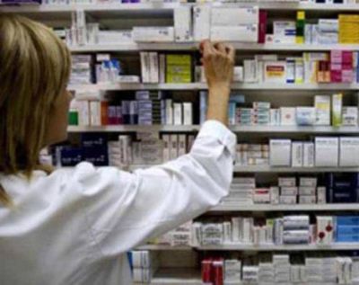 Advierten una leve merma en la venta de medicamentos en farmacias