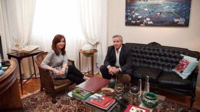Cristina Kirchner juega como candidata sin decirlo: efecto Lavagna y presi�n a los gobernadores