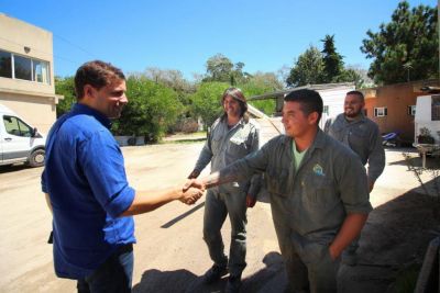 El intendente de La Costa decidi� ampliar los servicios cloacales de Las Toninas y adem�s se asfaltar� la Diagonal B
