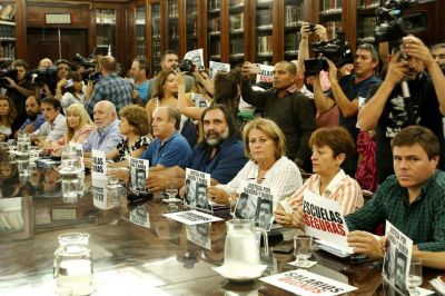 La Ctera amenaza con extender las medidas de fuerza a todo el pa�s