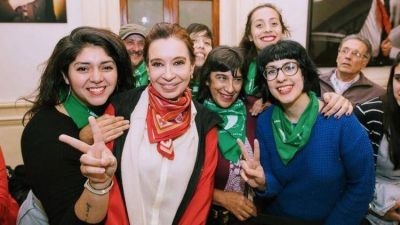 Cristina ahora quiere acercarse a los pa�uelos celestes. La queremos bien lejos