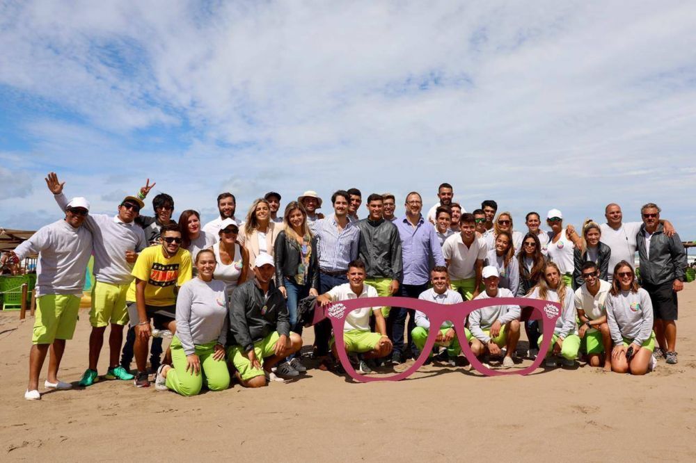 Ms de 355 mil personas disfrutaron las playas pblicas en Necochea y Mar de Aj