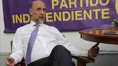 URUGUAY: �Si es m�s conveniente importar, hay que hacerlo sin ning�n tipo de condicionamiento ideol�gico�