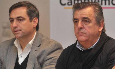 Explot� la interna Negri-Mestre y la Rosada se expone a un papel�n en C�rdoba