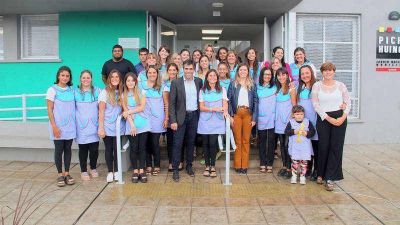 L�pez y un d�a hist�rico: �Es un hito para la ciudad que una entidad educativa municipal abra sus puertas� 