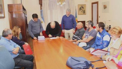 M�s instituciones se regularizan en la ciudad de la mano de la gesti�n L�pez