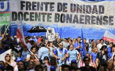 Cruzada del oficialismo contra los docentes por el paro: �Es una medida pol�tica partidaria�