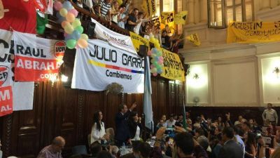 Garro inaugur� el a�o legislativo y lanz� su reelecci�n: �No hay marcha atr�s�, dijo
