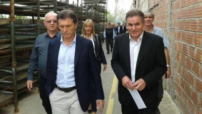 Bah�a Blanca: H�ctor Gay le dio el negocio de la basura a un funcionario