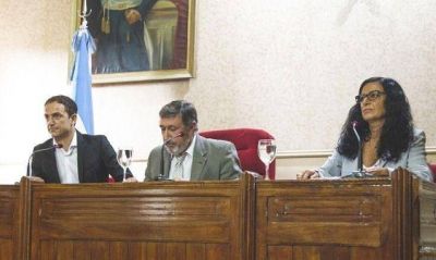 Intendente inaugur� sesiones con un discurso que dur� s�lo 30 segundos