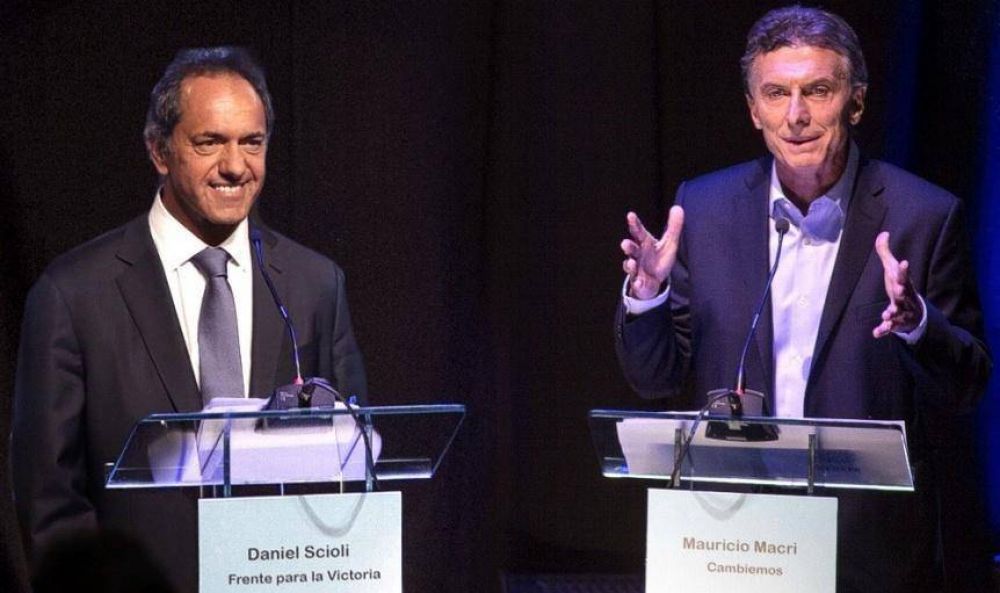 En modo campa�a, Scioli chapea con el 