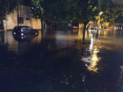 ﻿Vecinos de distintos barrios piden m�s trabajos hidr�ulicos