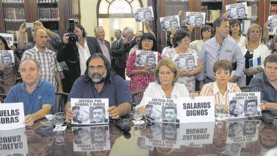 Docentes debajo de la l�nea de pobreza