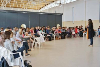 Petroleras lanzan programas de apoyo educativo en Neuqu�n
