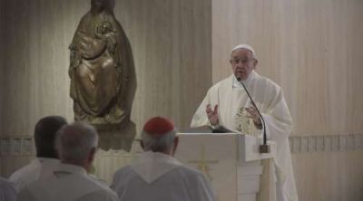 �En qu� se diferencian un monse�or, un obispo y un cardenal?