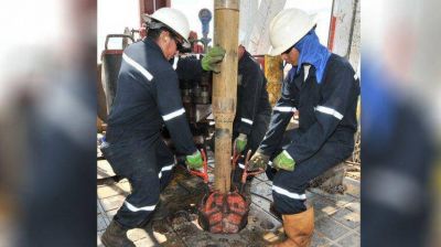 Los petroleros cobran 13 veces m�s que los pintores