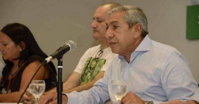 �Para este gobierno hay 10 millones de personas que est�n de m�s y no les interesan�