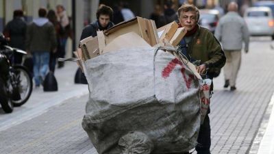 Los analistas creen que a pesar de los anuncios del Gobierno los indicadores de la pobreza no bajar�n en 2019