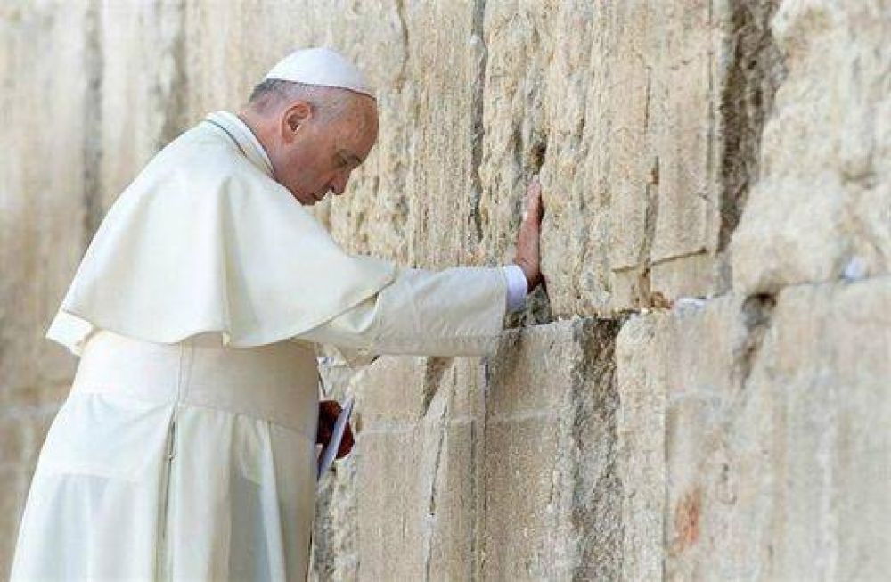 Yad Vashem y el Congreso Judo Mundial expresan su satisfaccin por la decisin papal de abrir los archivos secretos del pontificado de Po XII