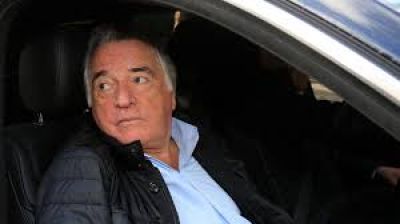 Luis Barrionuevo puso en duda las candidaturas de Mauricio Macri y Cristina Kirchner y volvi� a apoyar a Roberto Lavagna